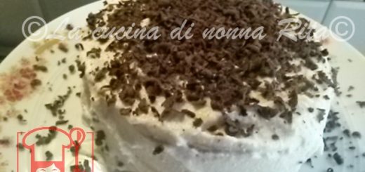 Torta girella crema di ricotta e gocce cioccolato - La cucina di nonna Rita