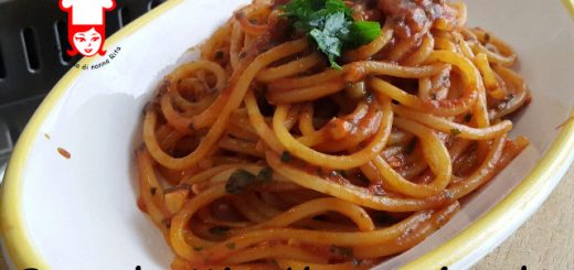 Spaghetti alle acciughe - La cucina di nonna Rita